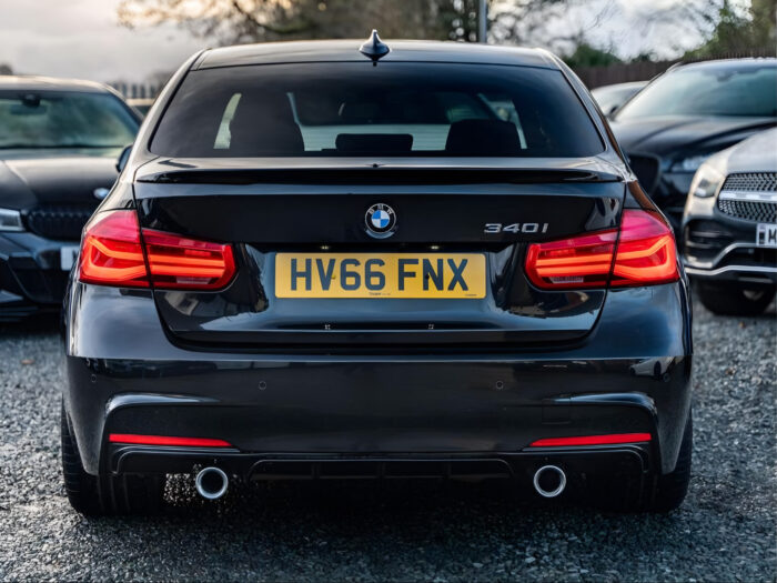 BMW 3 SERIES F30 GLOSS BLACK QUAD EXHAUST DIFFUSER