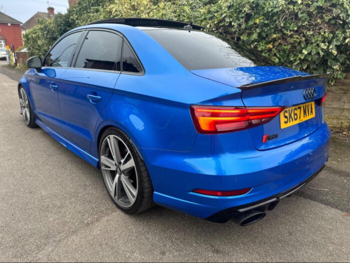 AUDI A3/S3/RS3 8V SALOON V-STYLE CARBON FIBRE SPOILER